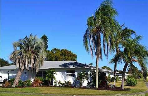 2nd image of 2431 Breakwater Cir