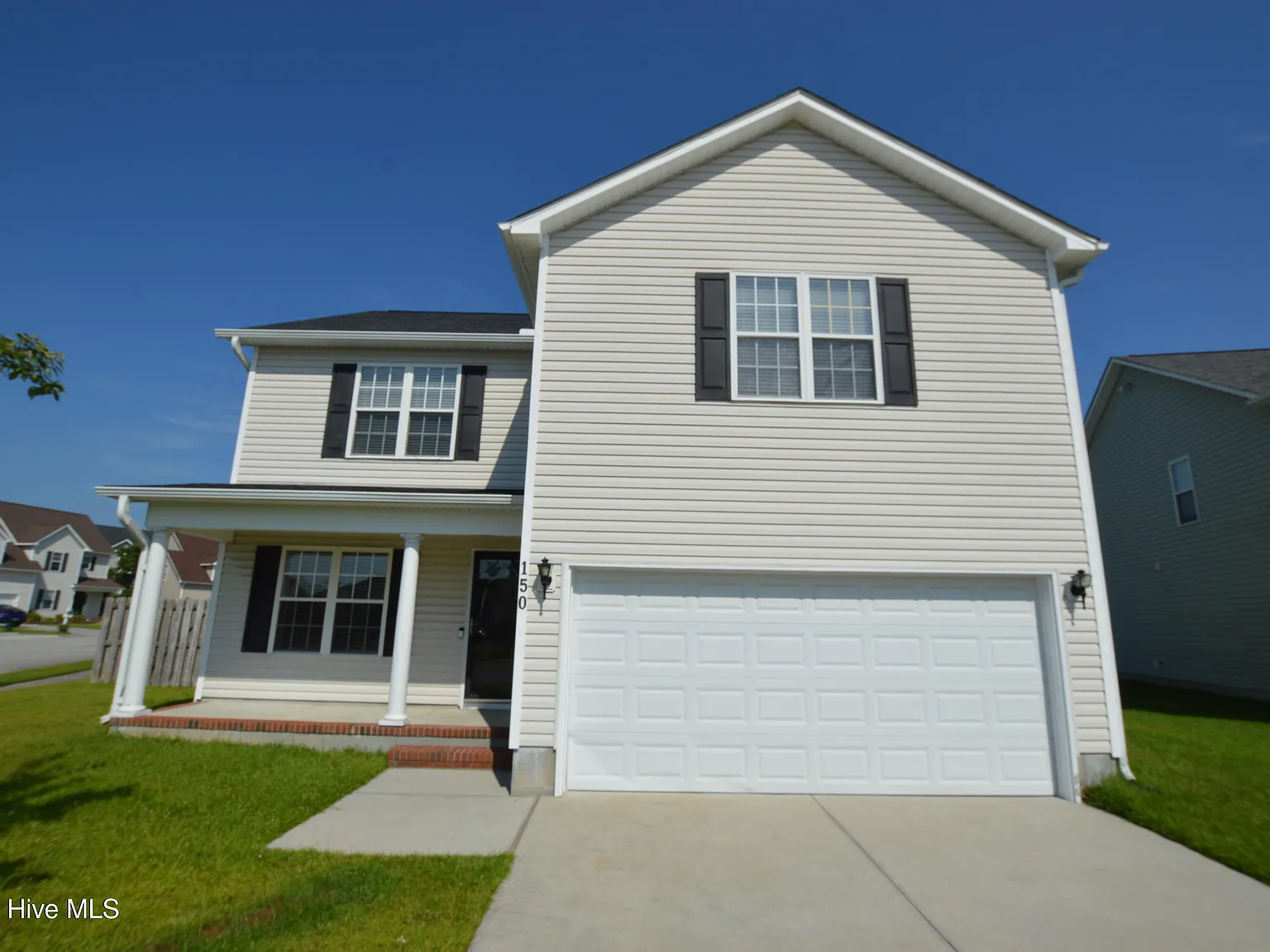 4 bed, 2.5 bath, $1,700 — Photo 1