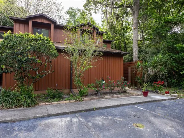 949 SW 56th Ter, Gainesville, FL 32607