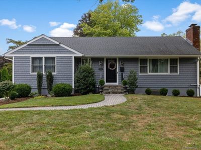 128 Crestwood Drive, Stamford, CT, 06905
