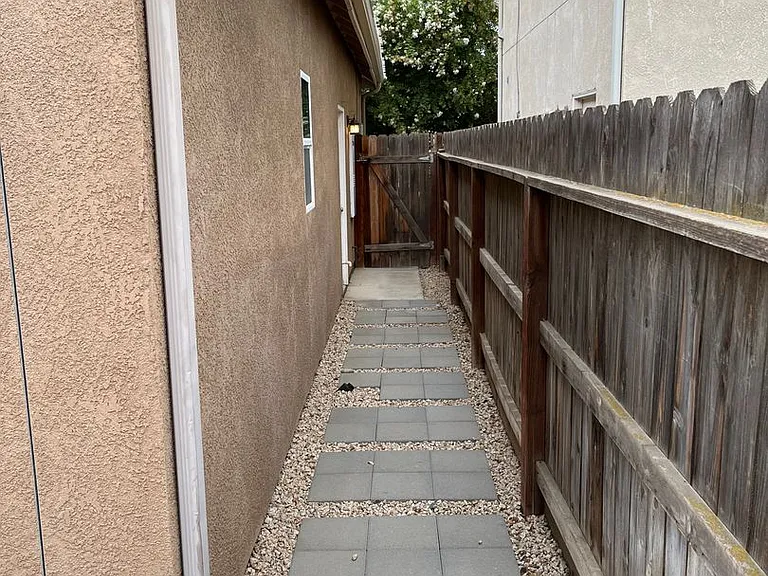 3211 N Memory St — Photo 8