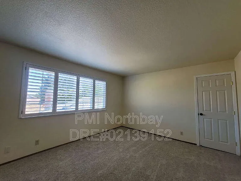 2842 Vista Grande — Photo 15