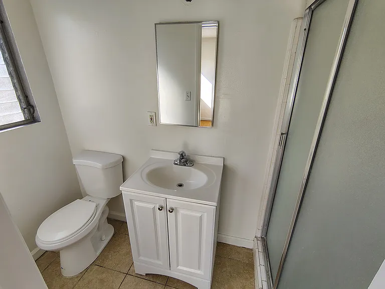 7920 Selma Ave #12 — Photo 14
