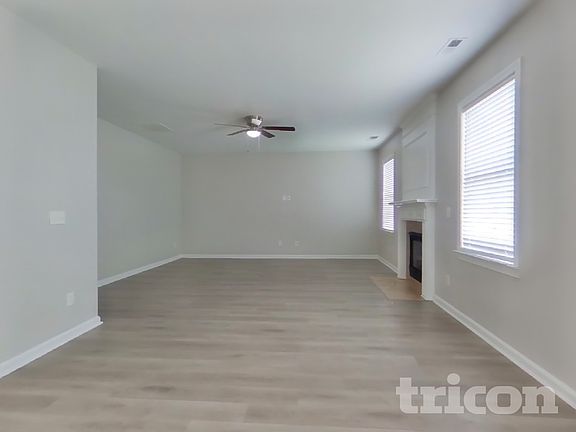 2nd image of 3751 Lanier Dr