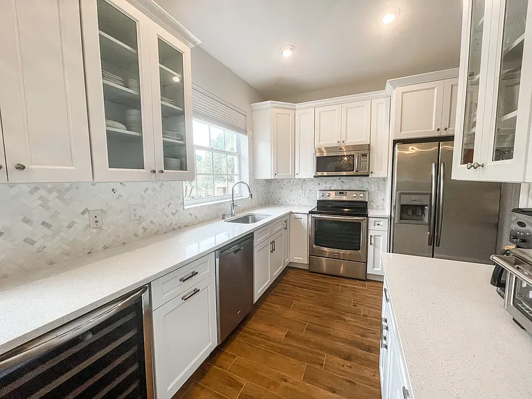 8402 Mulligan Cir — Photo 8