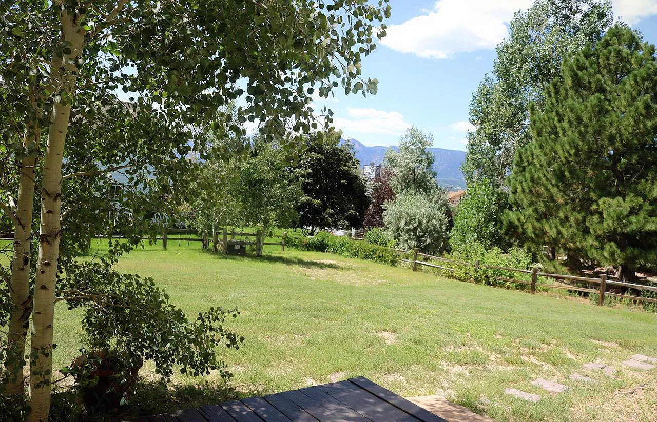 4 bed, 3.5 bath, 3109 sqft, $2,950 — Photo 3