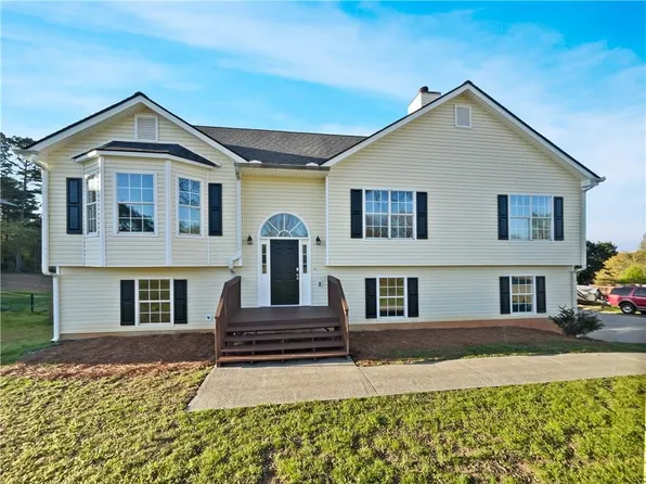 704 Kings Ct, Bethlehem, GA 30620