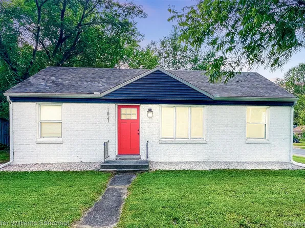 1821 Nazareth Rd, Kalamazoo, MI 49048