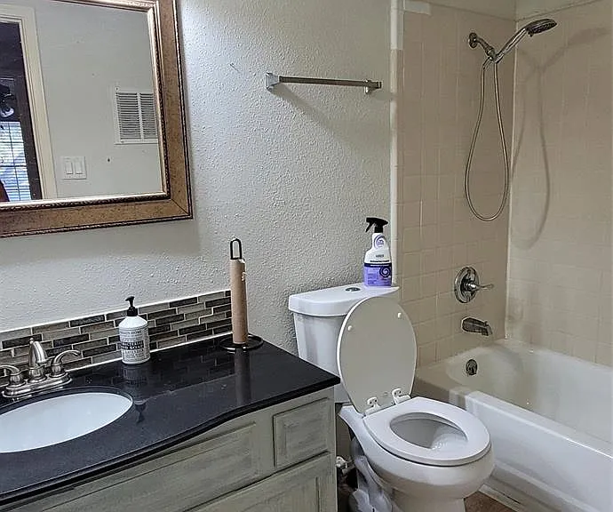 9700 Leawood Blvd #1410 — Photo 20