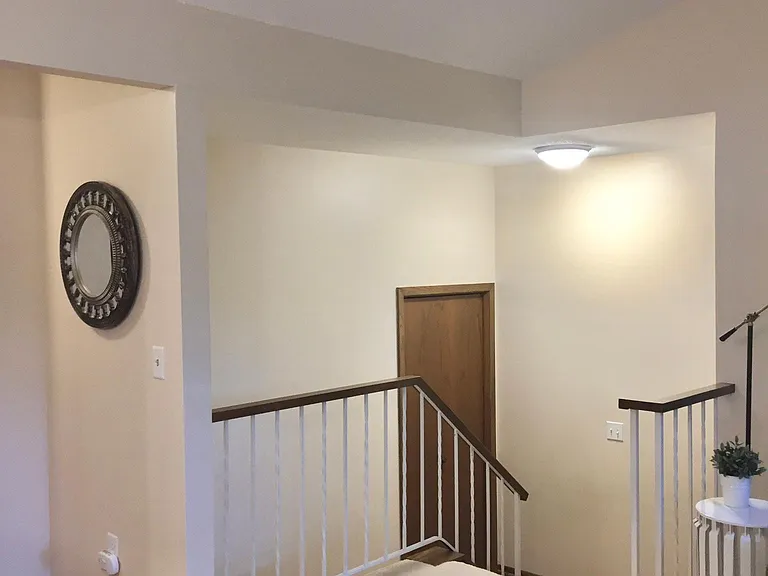Large entryway and plenty of storage.