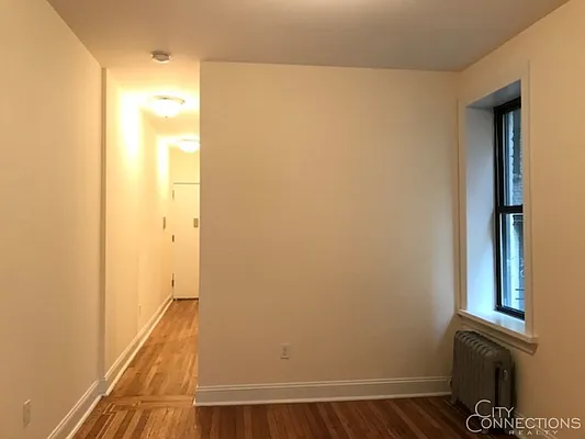 Rented by City Connections Realty | media 19