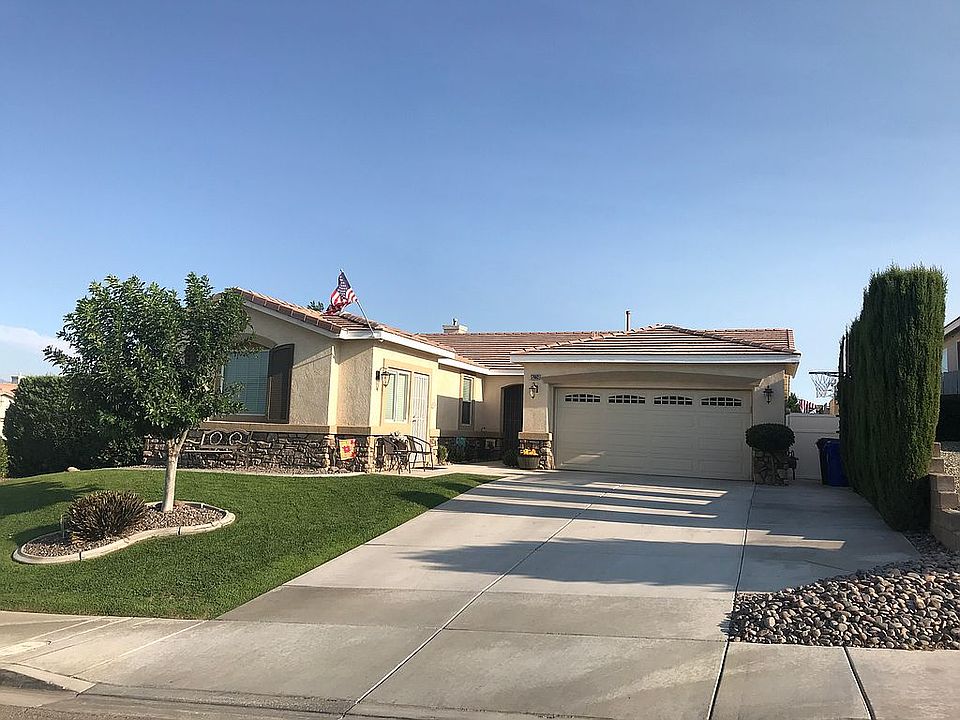 1st image of 17663 High Bluff Ct