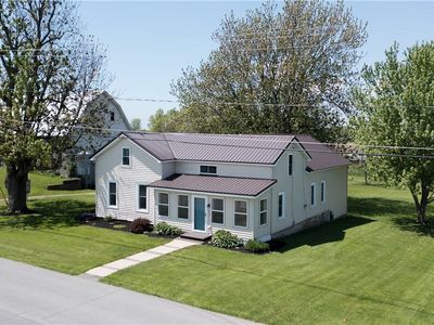 402 Ambrose St, Sackets Harbor, NY, 13685