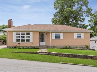 188 Dunedin St, Cranston, RI 02920