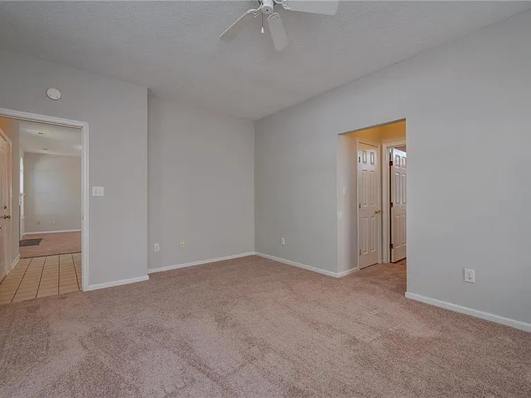 850 Worcester Way — Photo 14