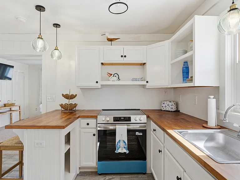 49 Uncas Rd — Photo 20