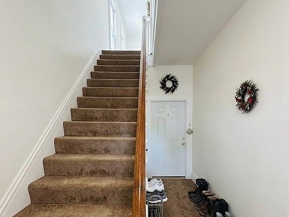 3rd image of 34 Myrtle Street