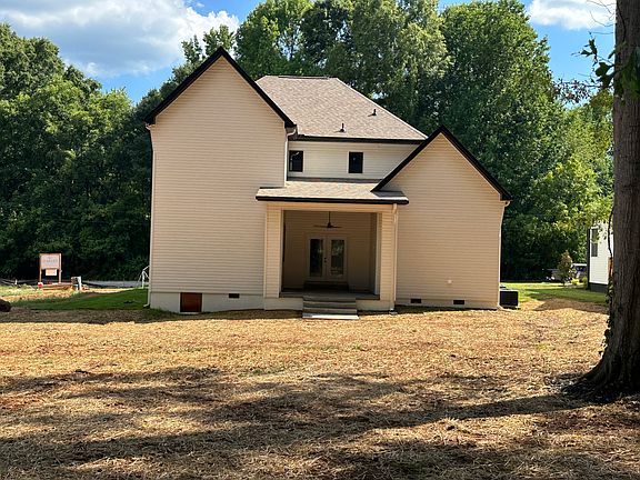 2nd image of 181 Eastbrook Dr