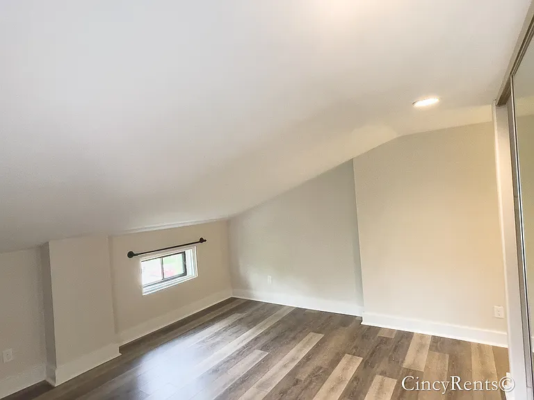 219 Fosdick St #3 — Photo 11