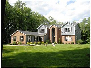 1st image of 118 Timber Creek Ct E
