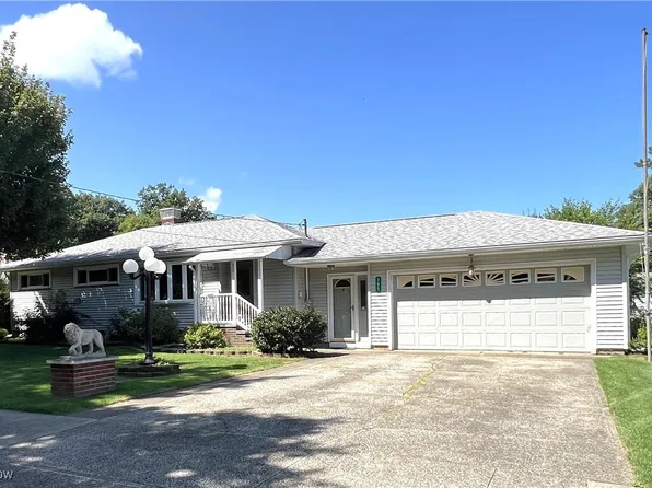 795 Sandusky St, Conneaut, OH 44030