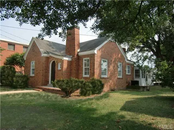 307 W Cumberland St, Dunn, NC 28334