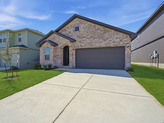 3rd image of 2851 Davis Trace