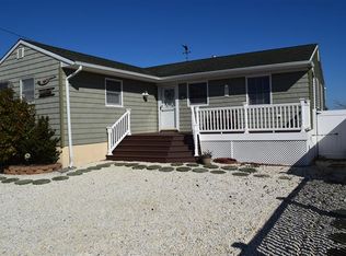 19 E Pimlico Rd, Little Egg Harbor, NJ 08087