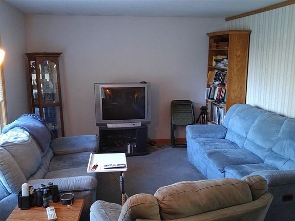 3rd image of 4605 Yale Dr