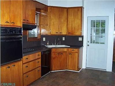 5th image of 408 E 6th Ave