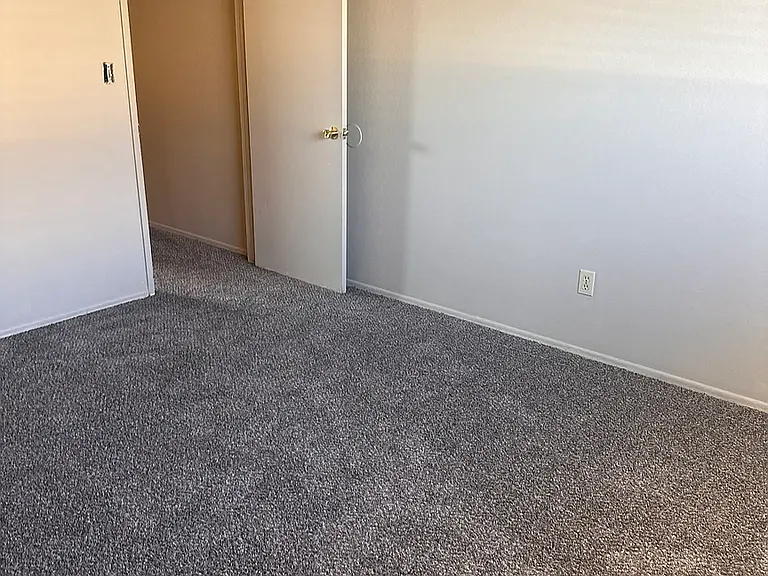44648 Beech Ave #C — Photo 5