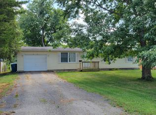 117 W 1st St, Minonk, IL 61760