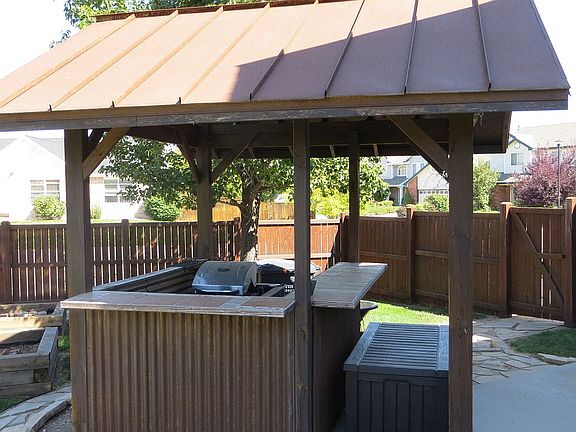 3rd image of 1528 Barnwood Ct