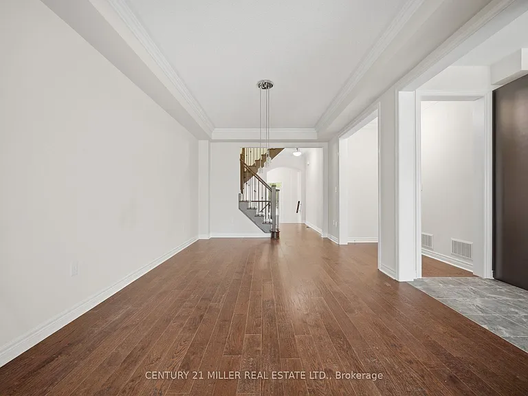 2455 Village Cmn — Photo 6