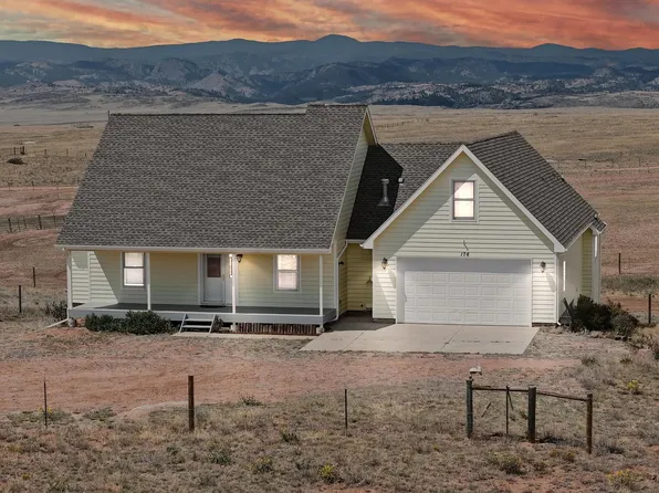 176 Chuckwagon Ln, Livermore, CO 80536