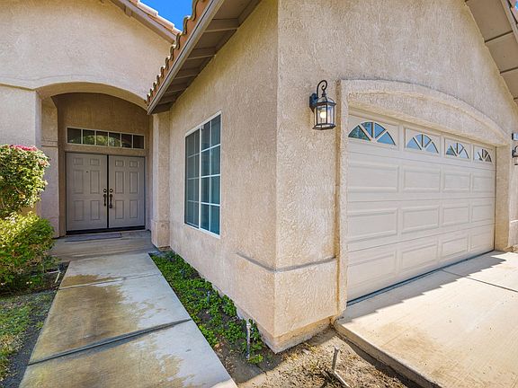 4th image of 78572 Pompeii Ct
