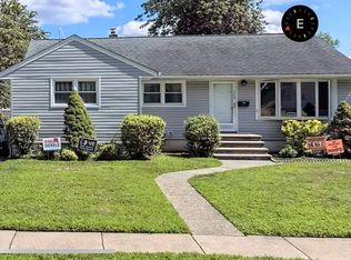 164 Oldfield Ave, Hasbrouck Heights, NJ 07604