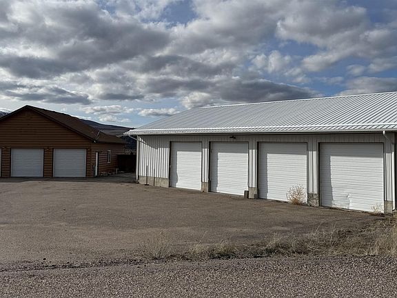 2nd image of 354 E Lower Rock Creek Rd