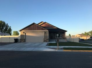 1339 Twin Lakes Dr, Billings, MT 59105
