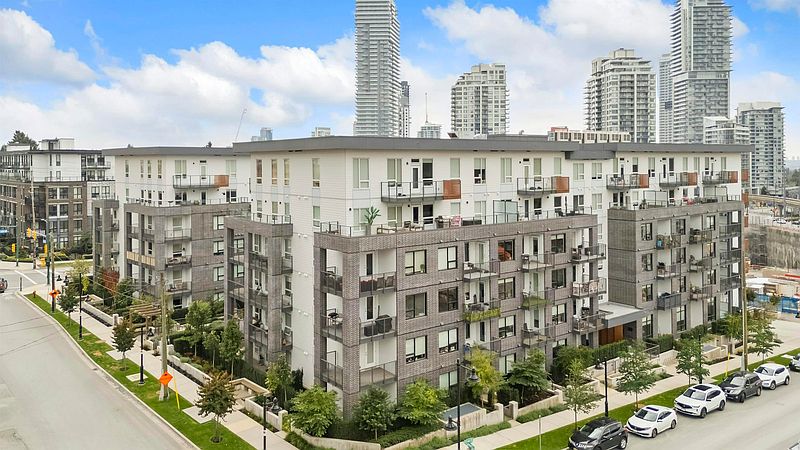 Coquitlam Apartment for rent - 2 Bedrooms — photo 22