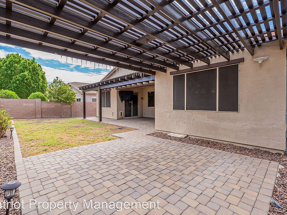 1st image of 2726 E Sourwood Dr