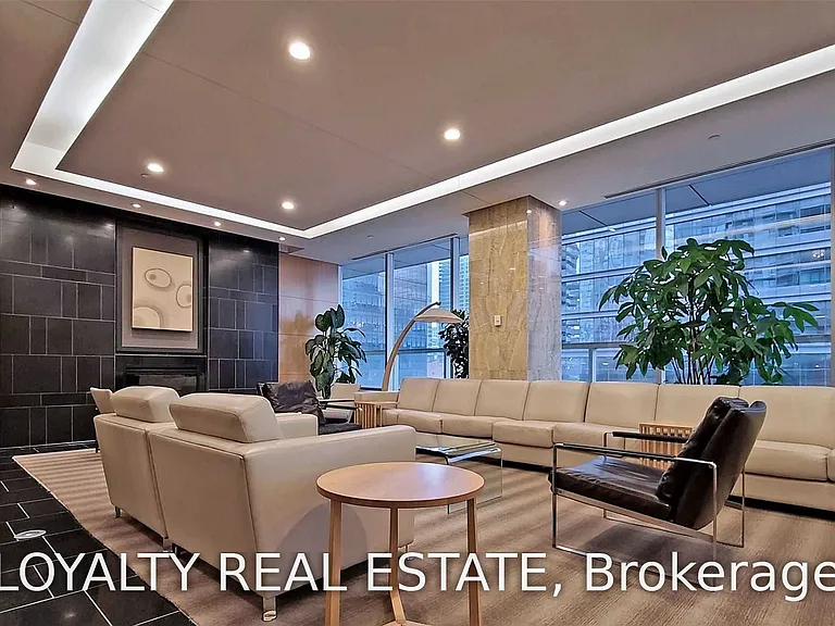 65 Bremner Blvd #4907 — Photo 3