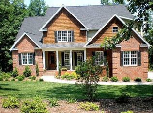 386 Shepherds Creek Cir, Rutherfordton, NC 28139