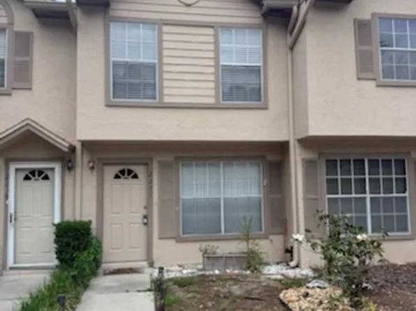 2237 Fletchers Point Cir, Tampa, FL 33613