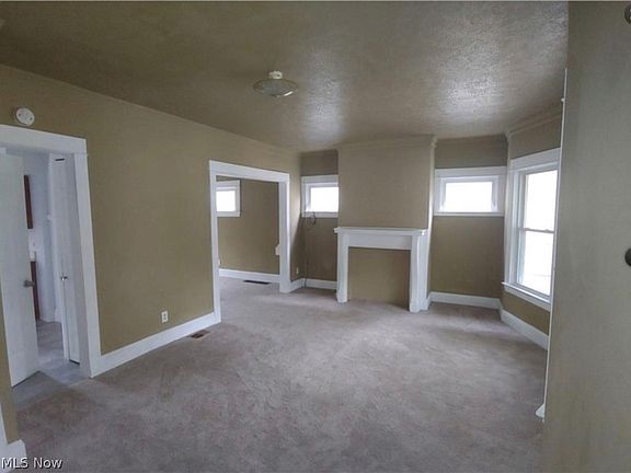 2nd image of 1169 Melbourne Rd