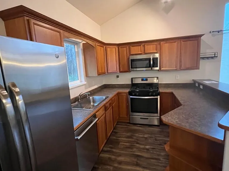 1292 S Vermillon Dr #B — Photo 6