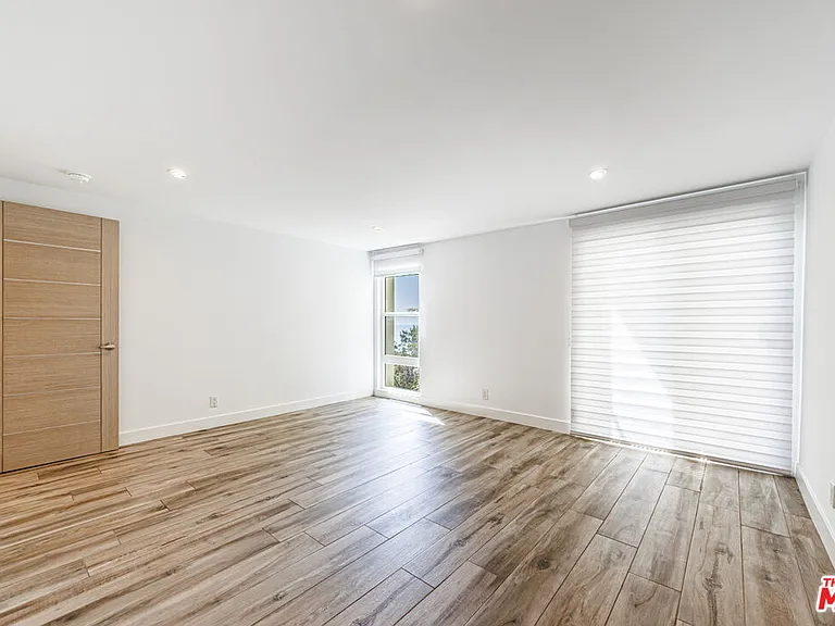 18055 Coastline Dr #2 — Photo 17