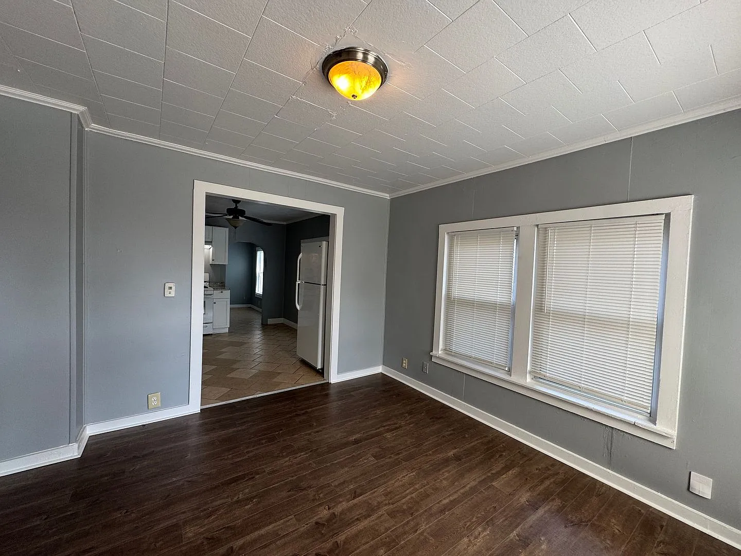 Christian Park 2 Bedroom 1 Bath — Photo 2