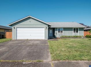 3197 Columbine St, Lebanon, OR