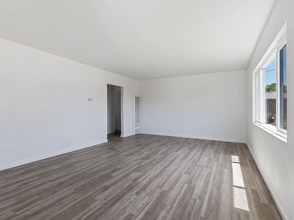 5th image of 4803 Section Ave